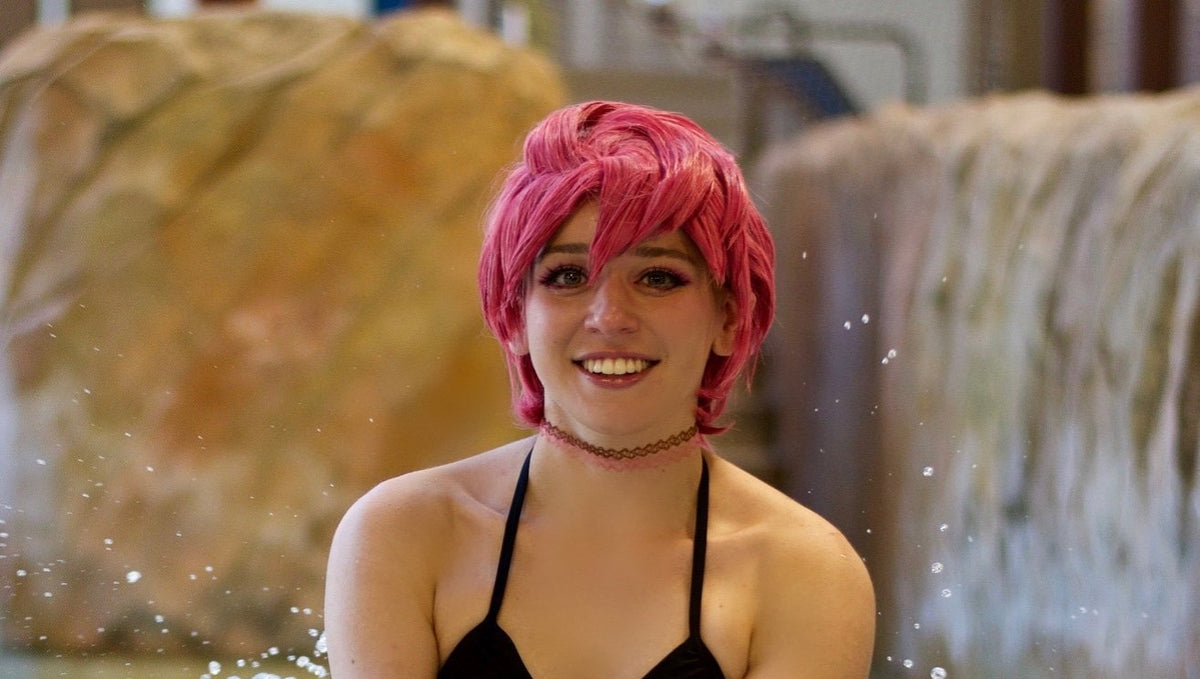 MeelkTea Cosplay as Swimsuit Trish Una from JoJo&#8217;s Bizarre Adventure