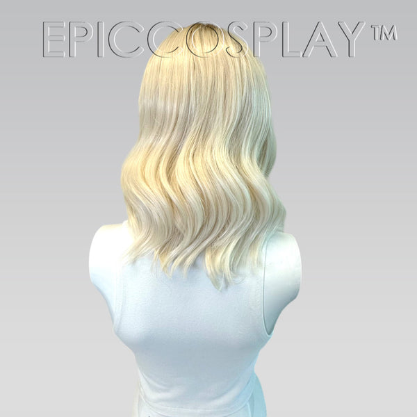 Signature - Ombre Blonde Wavy Wig